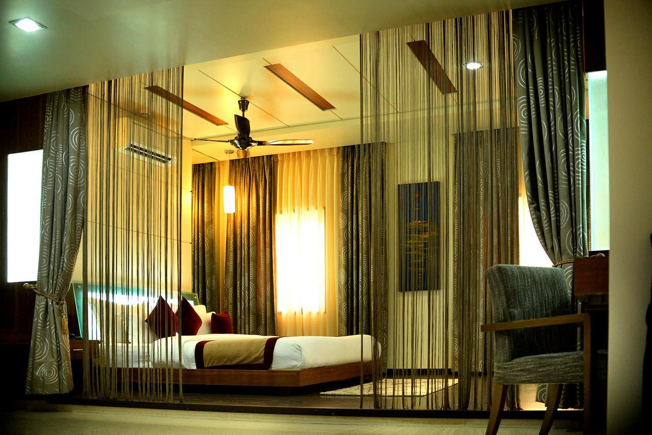Hotel Fortune Palace Jāmnagar Dış mekan fotoğraf