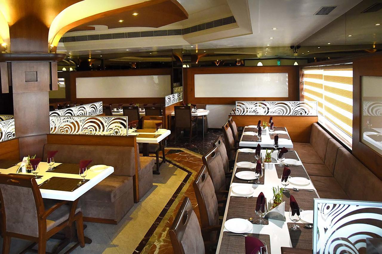 Hotel Fortune Palace Jāmnagar Dış mekan fotoğraf